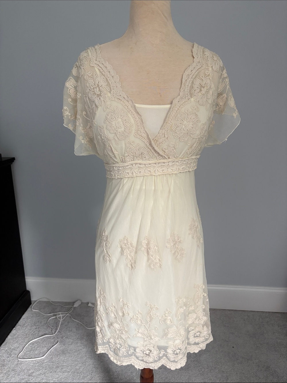 HeartSoul Cream Lace Empire Waist Midi Dress
